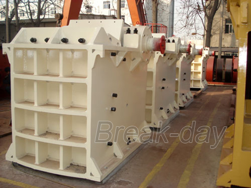 Fine jaw crusher of Liming in Italy