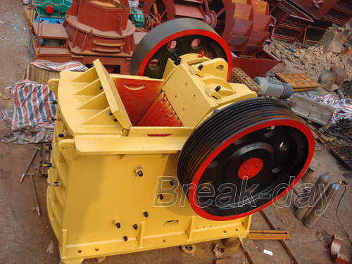 Jaw crusher pe 600x900 price for sale in Russia