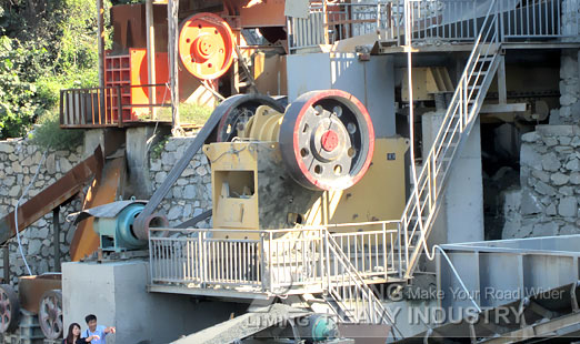 new type pv710 jaw crusher price with 600tph crushing plant capacity in Pakistan
