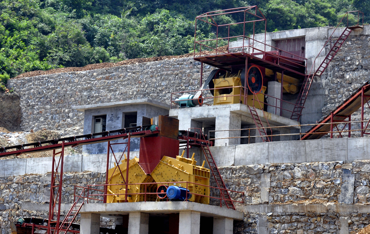 600TPH granite mine technological process with impact crusher pf series