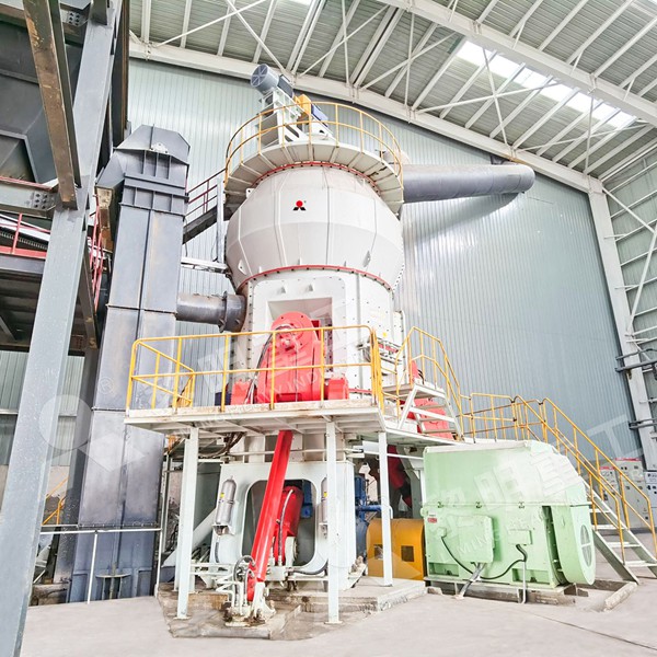 Vertical mill for gypsum processing